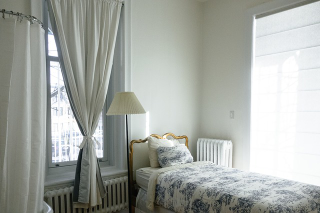 Illustration for article titled Bedroom 101: 5 Basic Essentials For A Peaceful Slumber